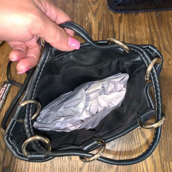 Quay Australia Bags Nwt Quay Reversible Crossbody Backpack Poshmark